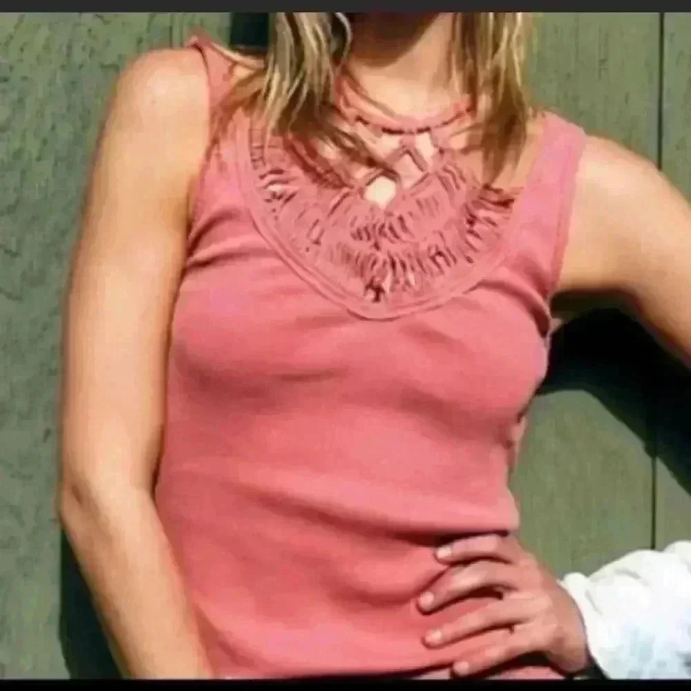New! Free People we the free Thalia Crochet Neck Tank Top Coral NWT Size M